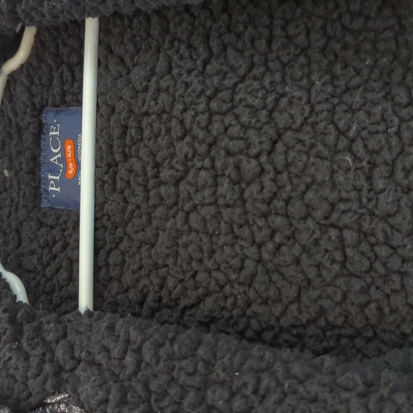 Boys Size Small Children's Place Black Sherpa Lined Hood Zip Sweatshirt - Picture 4 of 9